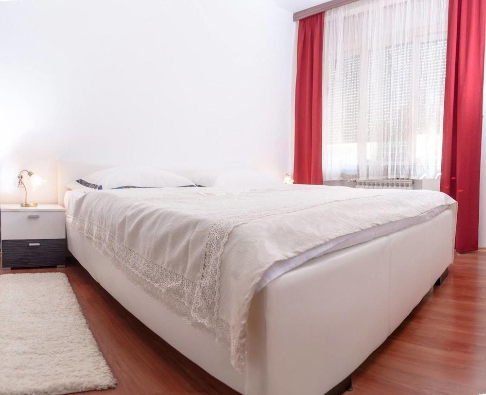 Hotel Zepter Palace Banja Luka Bagian luar foto