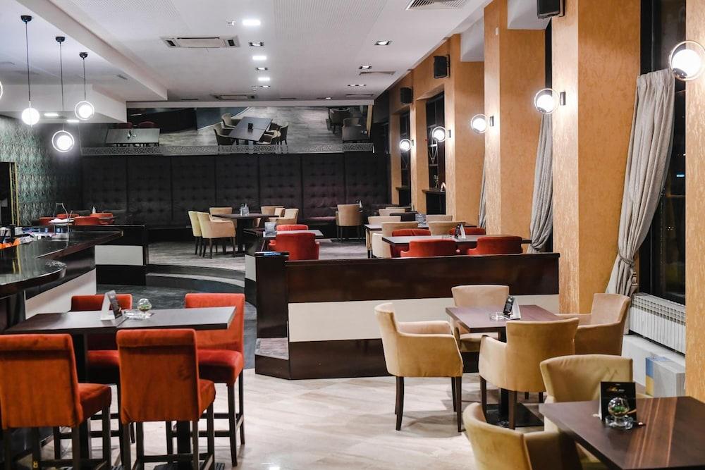 Hotel Zepter Palace Banja Luka Bagian luar foto