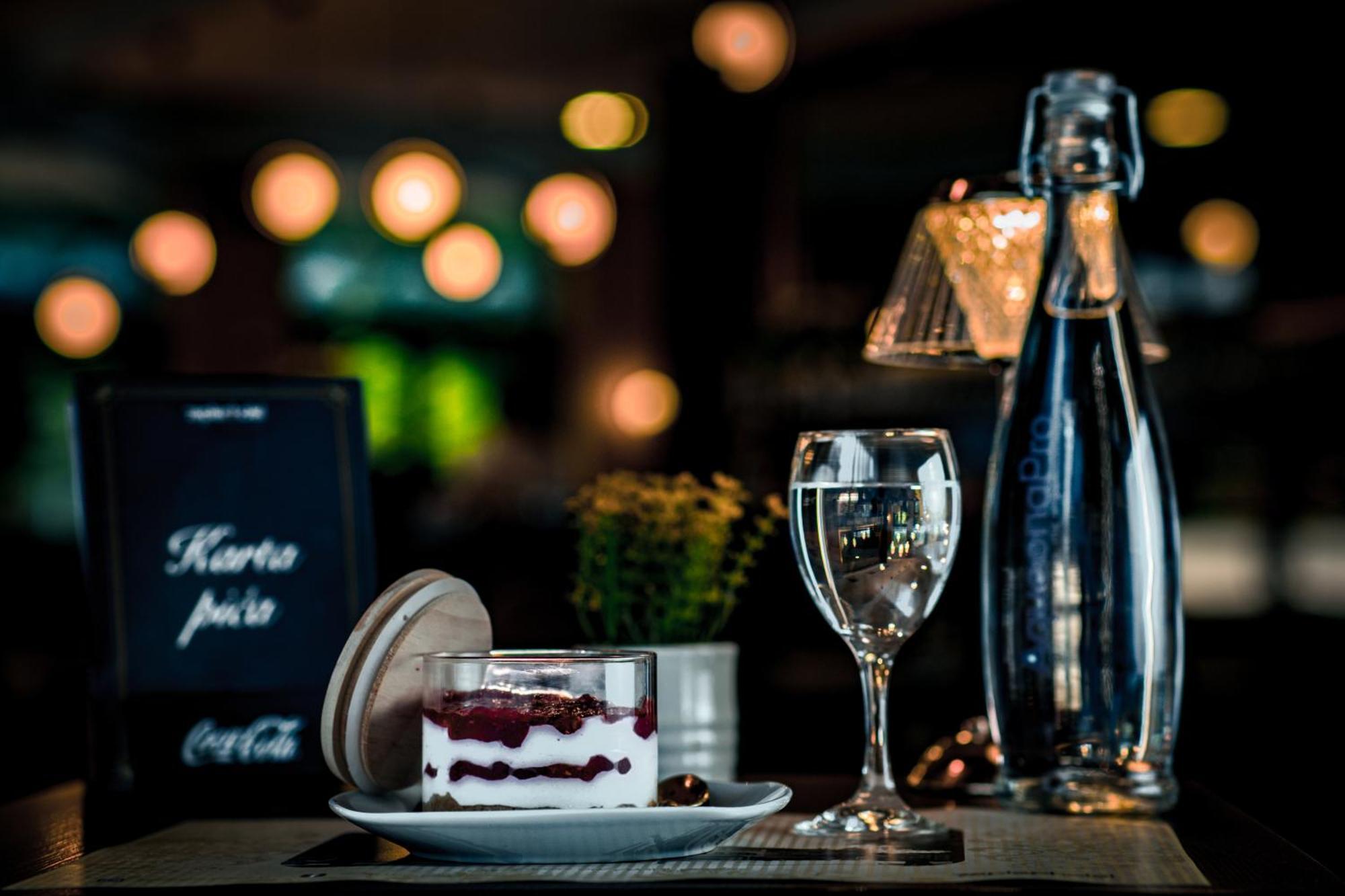 Hotel Zepter Palace Banja Luka Bagian luar foto